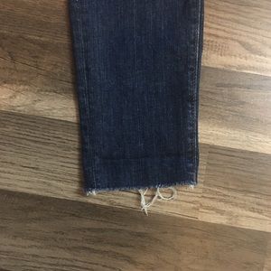 LOFT Jeans - Loft size 8 curvy skinny jeans with raw hem LOFT Jeans - Loft size 8 curvy skinny jeans with raw hem